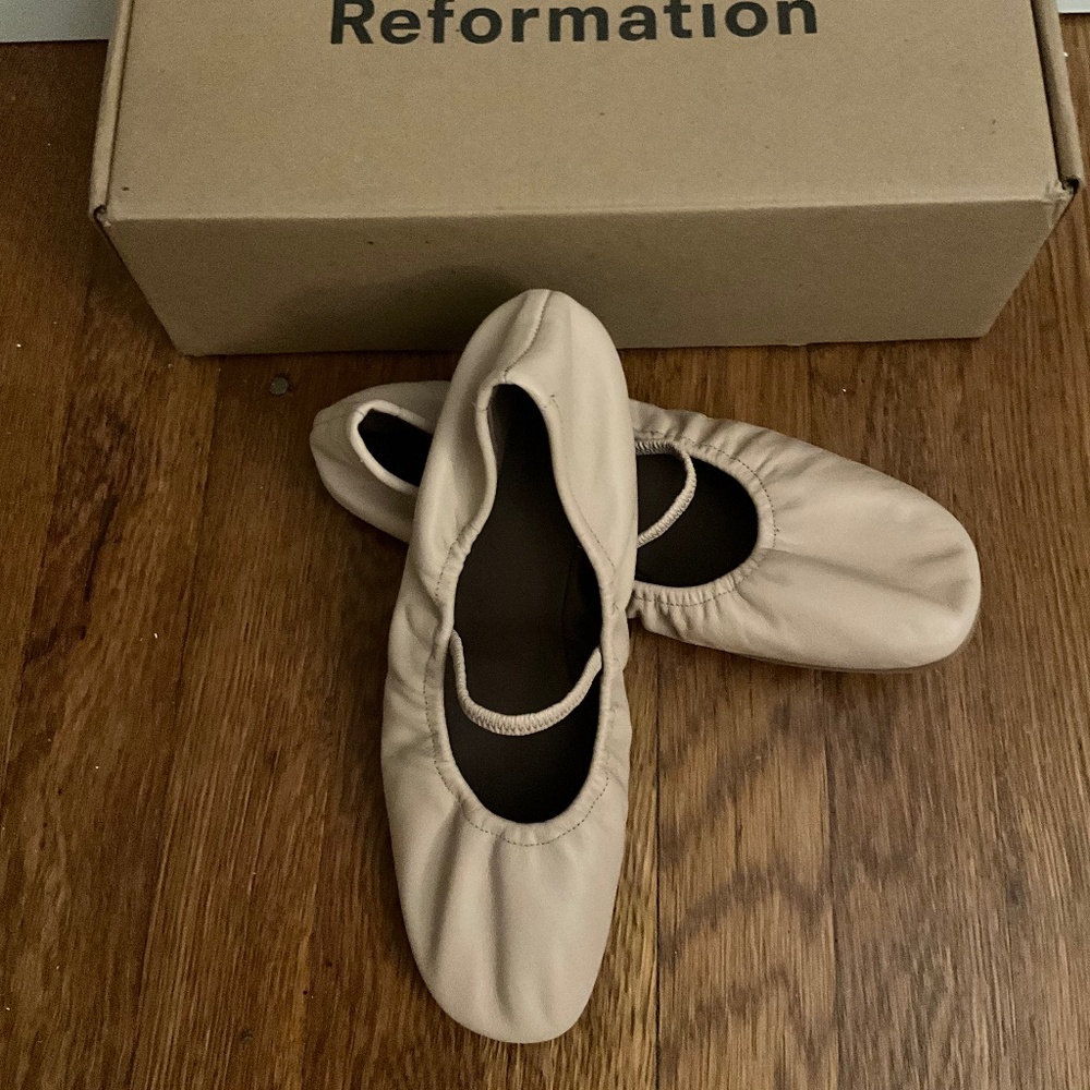 Reformation Buffy Ruched Ballet Flats